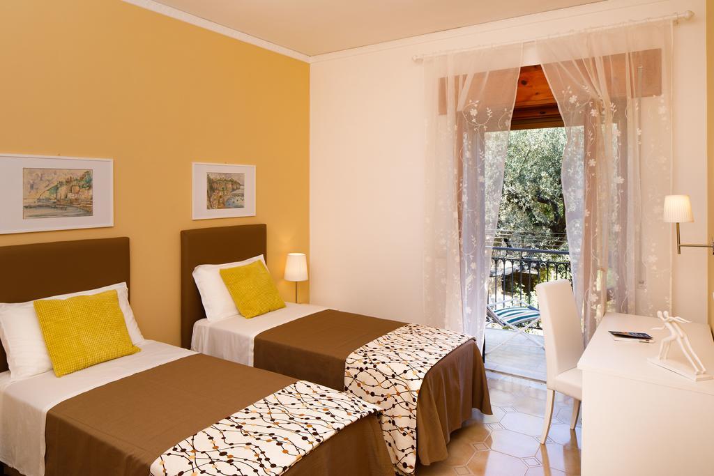 Il Nido Del Gabbiano Apartment Massa Lubrense Luaran gambar